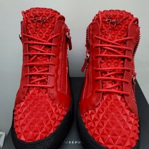 Brand new US SIZE 9 Men Giuseppe Zanotti sneakers